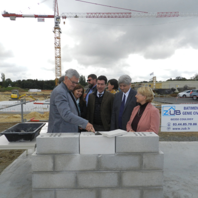 Pose première 1ère pierre Chamant